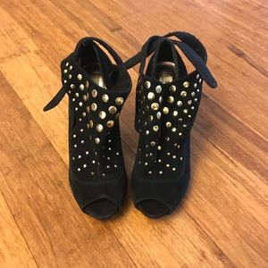 Steve Madden gold studded heels